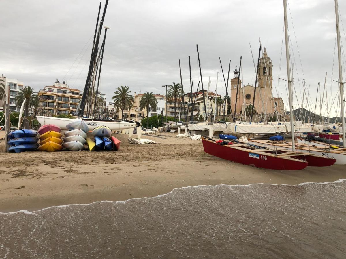 Fragata Beach Seaview Sitges Exterior foto